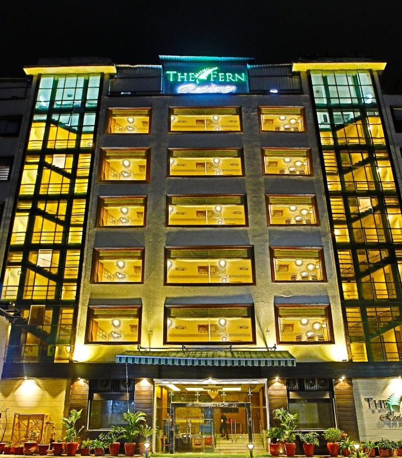 Отель The Fern Residency Нойда Экстерьер фото