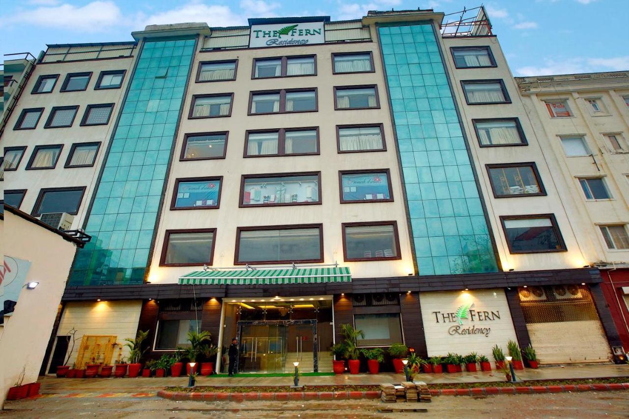 Отель The Fern Residency Нойда Экстерьер фото